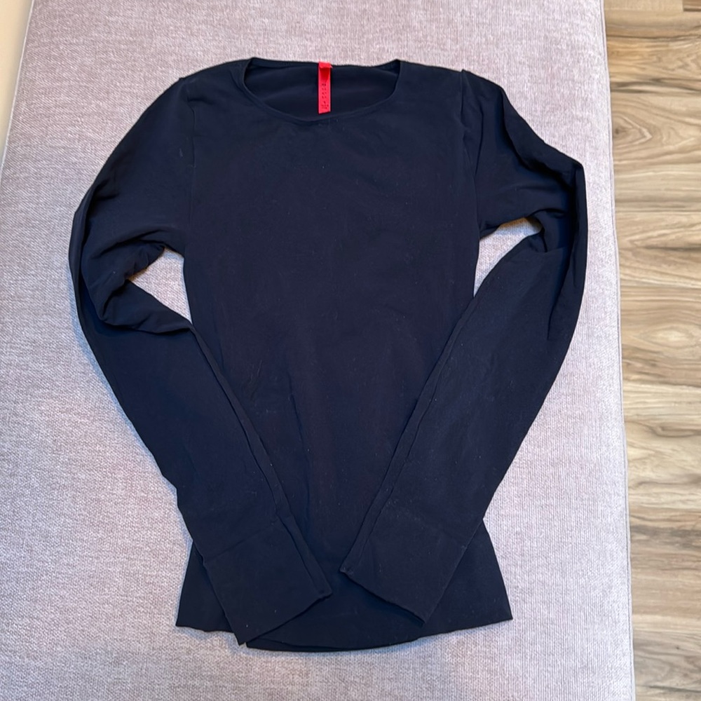 SPANX black long sleeve shirt small